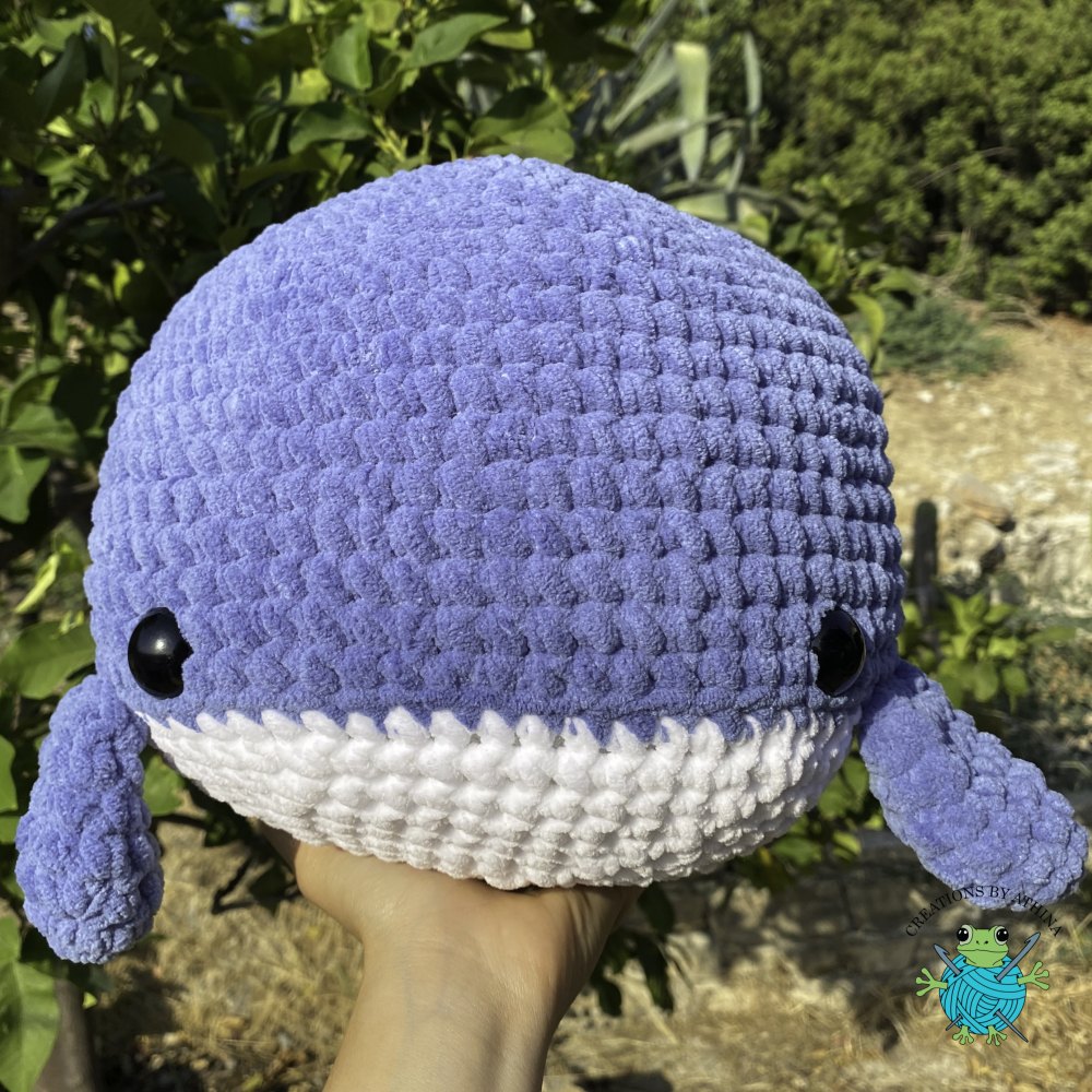 WHALE LARGE